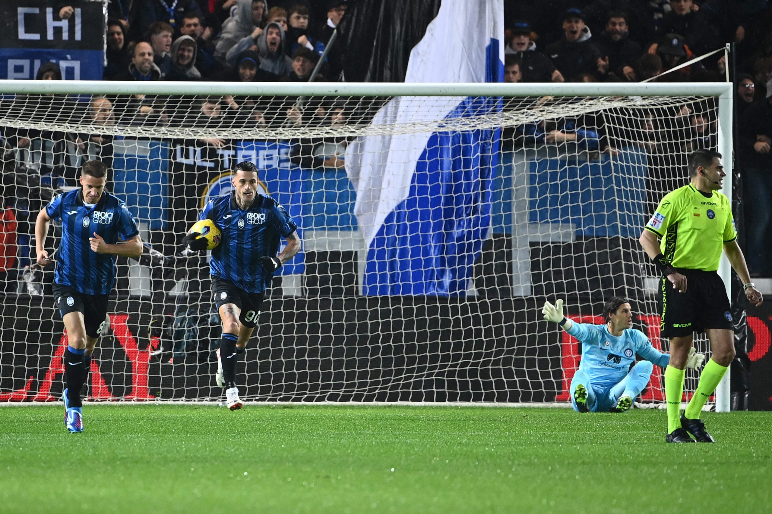 Simone Sozza e Gianluca Scamacca, Atalanta-Inter