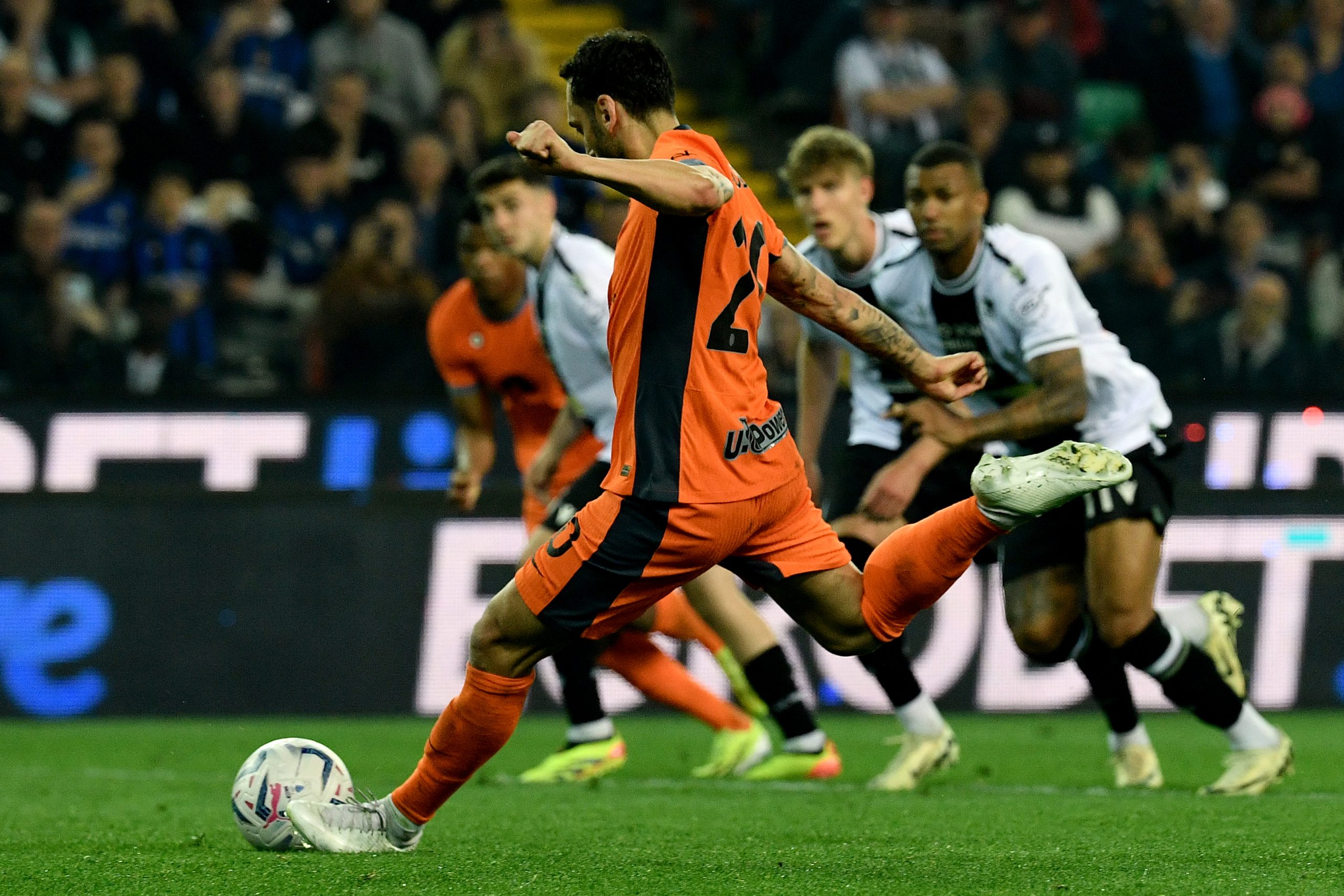 Hakan Calhanoglu, Udinese-Inter