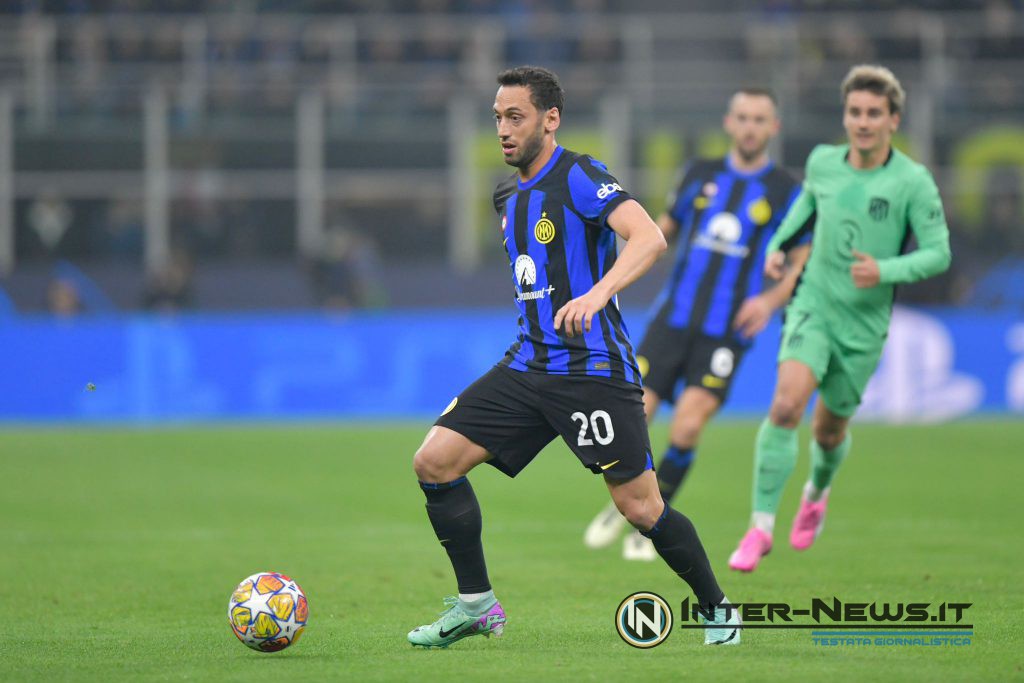 Hakan Calhanoglu in Inter-Atletico Madrid (Photo by Tommaso Fimiano/Inter-News.it ©)