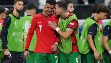 Cristiano Ronaldo in lacrime, Diogo Dalot lo rincuora: Portogallo-Slovenia