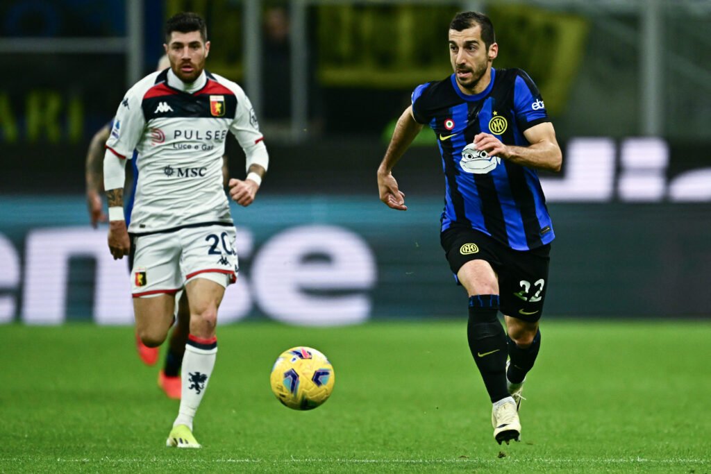 Johan Vasquez e Henrikh Mkhitaryan in Inter-Genoa