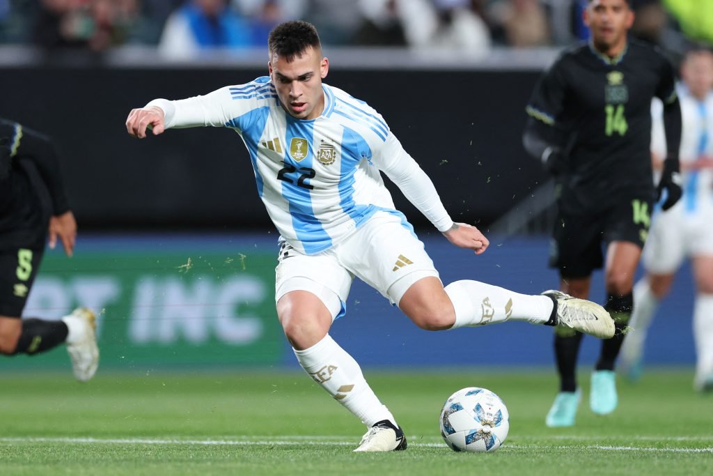 Lautaro Martinez El Salvador-Argentina