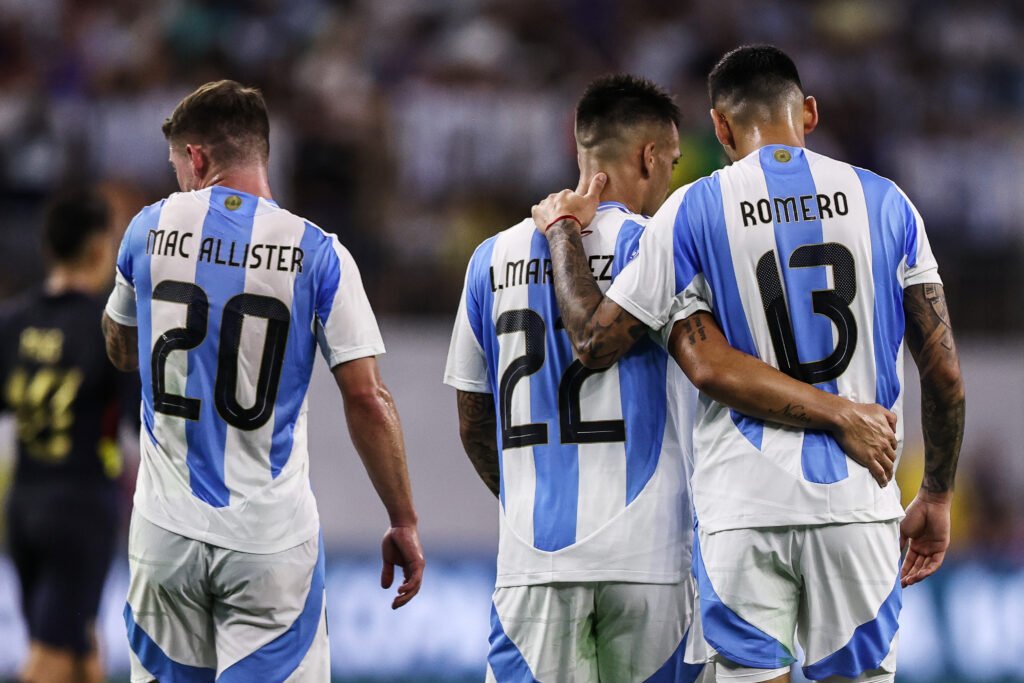 Alexis Mac Allister e Lautaro Martinez in Argentina-Ecuador