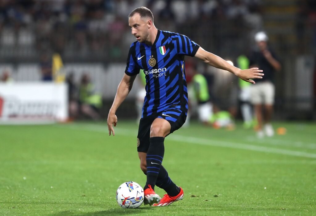 Carlos Augusto Inter-Al Ittihad