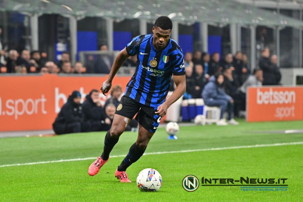 Denzel Dumfries