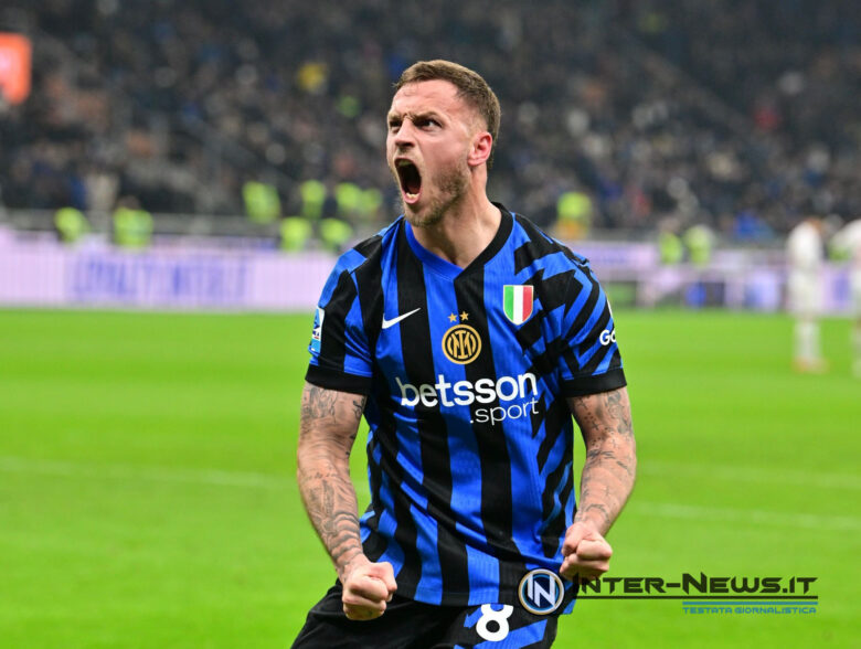 Marko Arnautovic esulta dopo il gol in Inter-Fiorentina di Serie A (Photo by Tommaso Fimiano/Inter-News.it ©)
