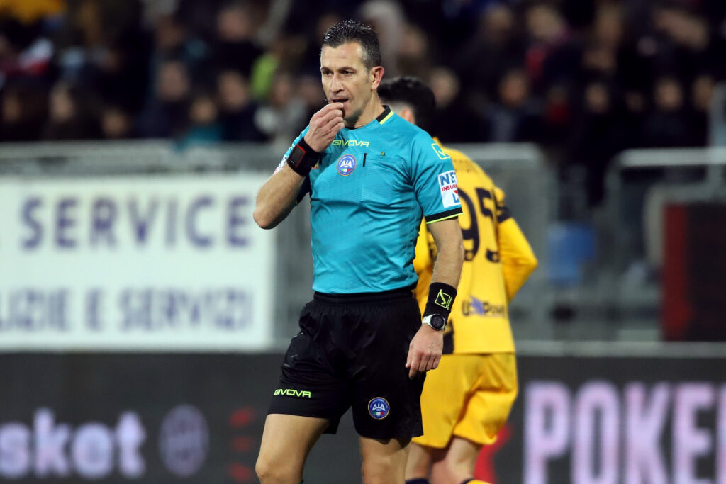 L'arbitro Daniele Doveri in Cagliari-Inter