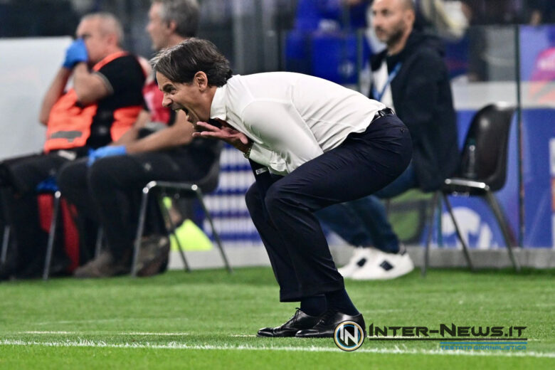 Simone Inzaghi si dispera in panchina durante Inter-Milan di Serie A (Photo by Tommaso Fimiano/nter-News.it ©)