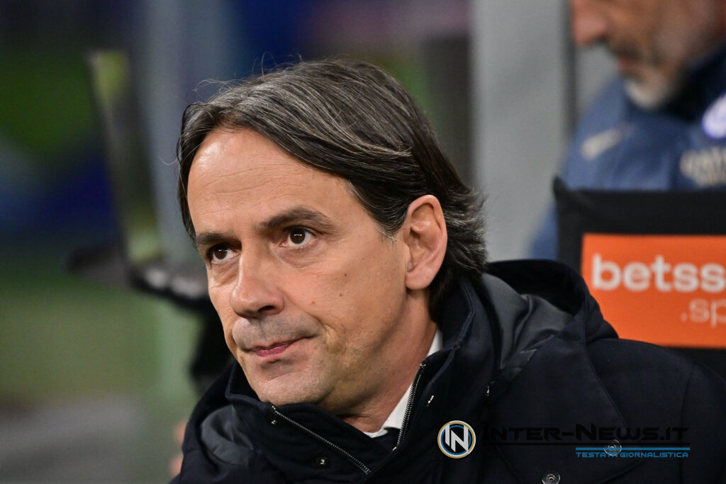 Simone Inzaghi in panchina durante Inter-Genoa in Serie A (Photo by Tommaso Fimiano/Inter-News.it ©)