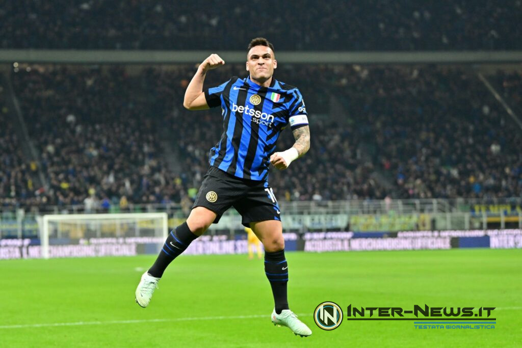 Lautaro Martinez esulta in Inter-Monza di Serie A (Photo by Tommaso Fimiano/Inter-News.it ©)