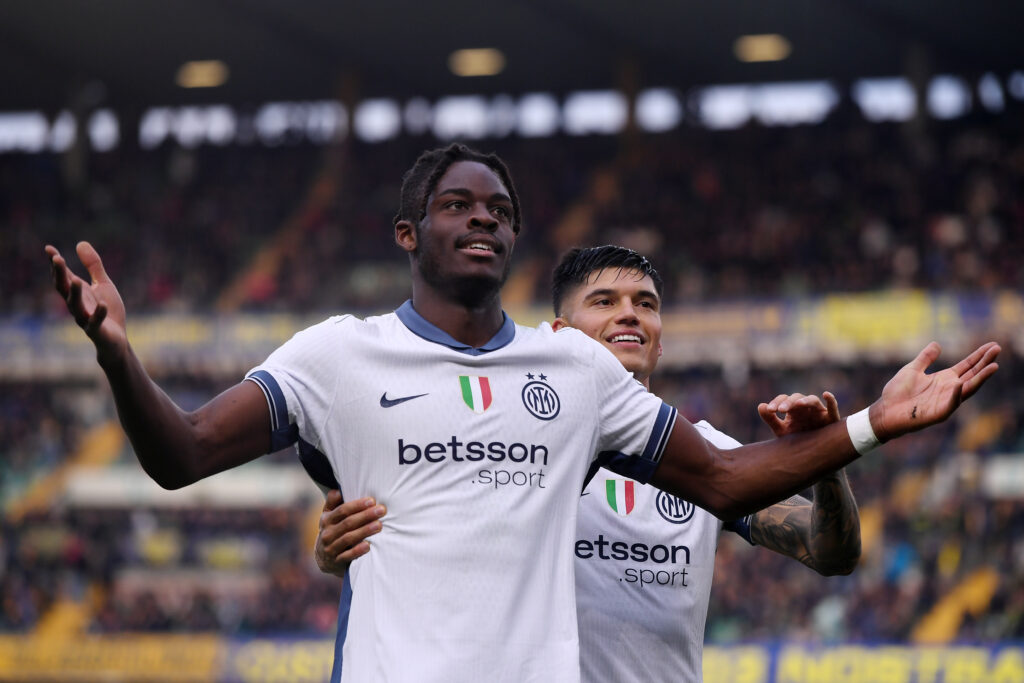 Yann Aurel Bisseck e Joaquin Correa in Verona-Inter